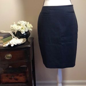 Ann Taylor pencil skirt size 6